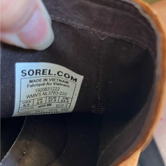 SOREL Lolla II CUT OUT BOOTIE in Iced Tea , Size 6.5 - Picture 8 of 9